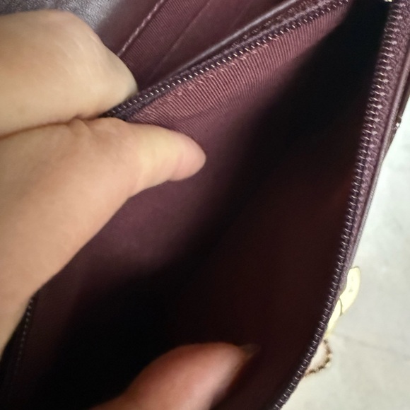 🍇CC WOC🍇Chanel cc burgundy patent leather wallet on chain - Picture 10 of 10